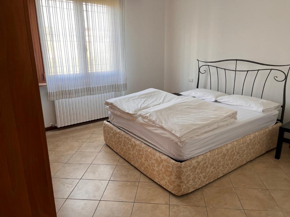 Apartamento Sebino 11 Peschiera del Garda Exterior foto