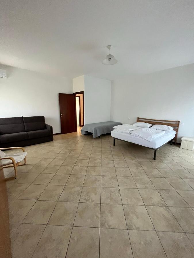 Apartamento Sebino 11 Peschiera del Garda Exterior foto